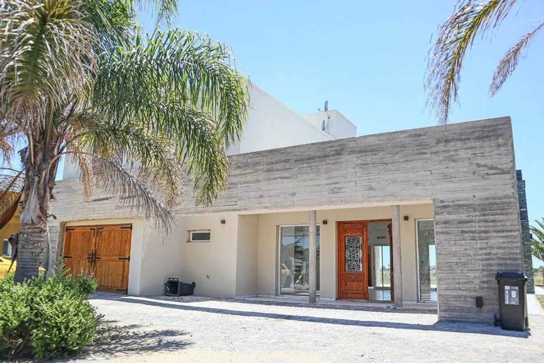 Casa en venta 4 ambientes en Cáceres 6500, La Magdalena, Canning, Ezeiza, Buenos Aires 1 Casa en venta 4 ambientes en Cáceres 6500, La Magdalena, Canning, Ezeiza, Buenos Aires